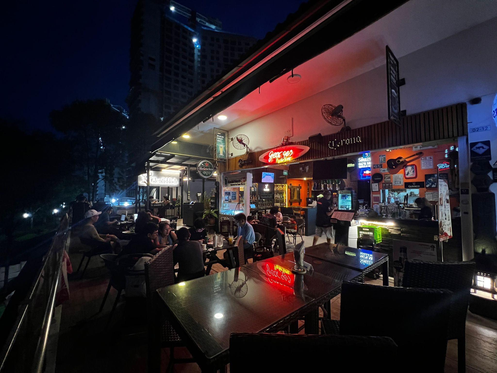 Happy Hours Deals Exclusively in Singapore